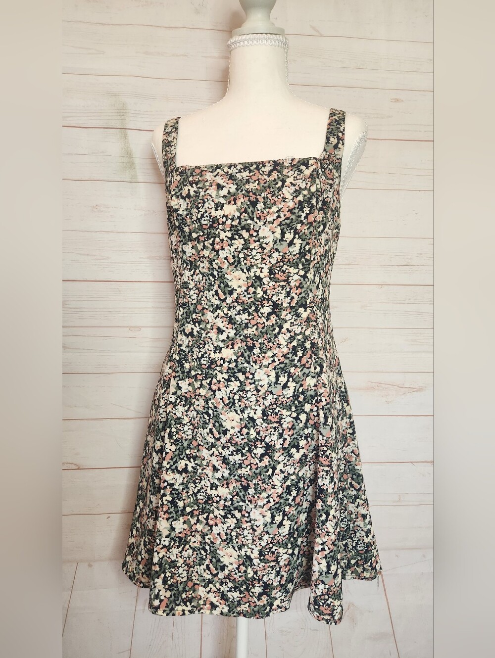 Abercrombie & Fitch 90's Inspired Floral Square-Neck Sundress in Green and Pink